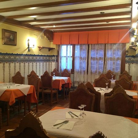 Hostal Mimosa ซานตานเดร์ ภายนอก รูปภาพ
